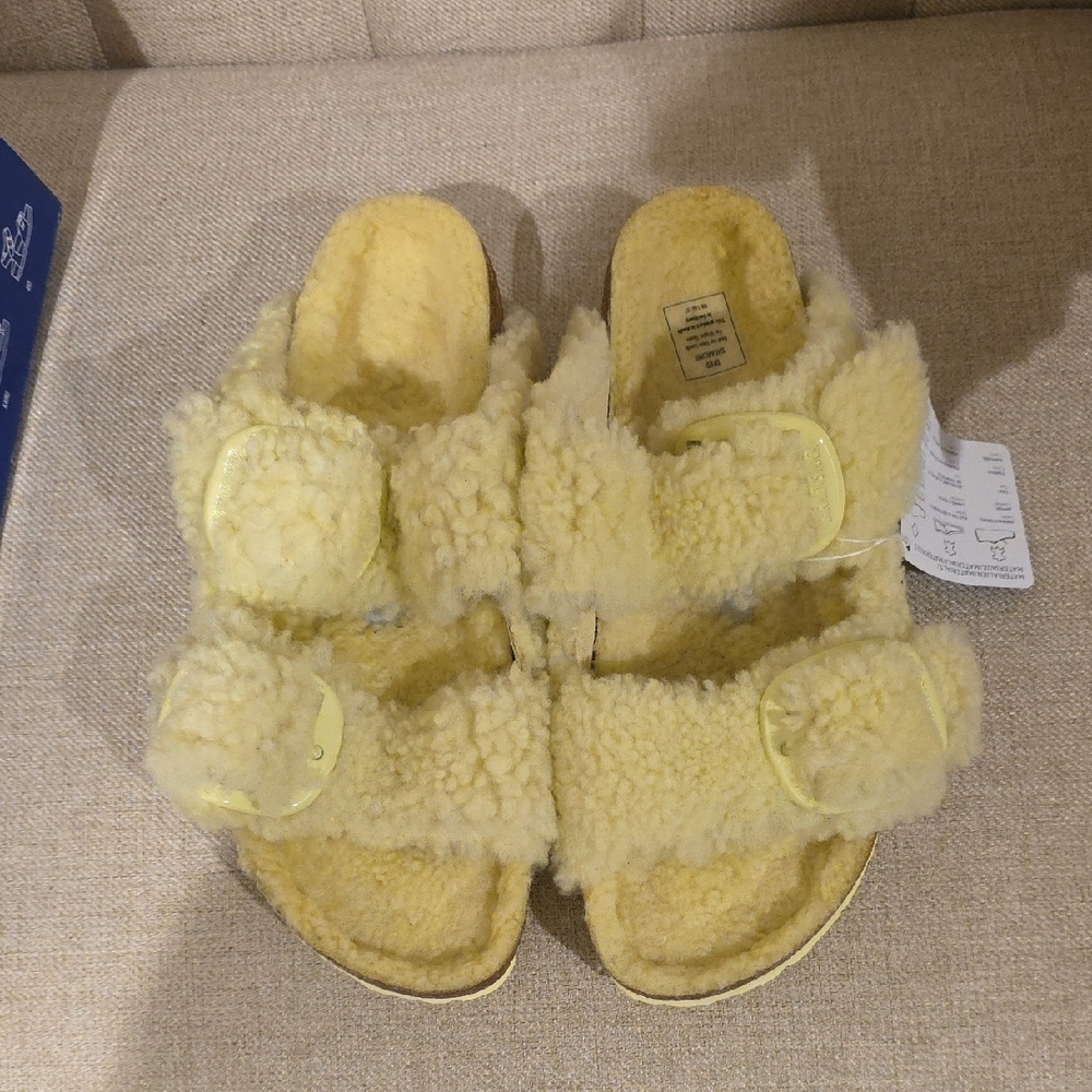 Birkenstock Arizona Big Buckle in Teddy Popcorn - Picture 8 of 10